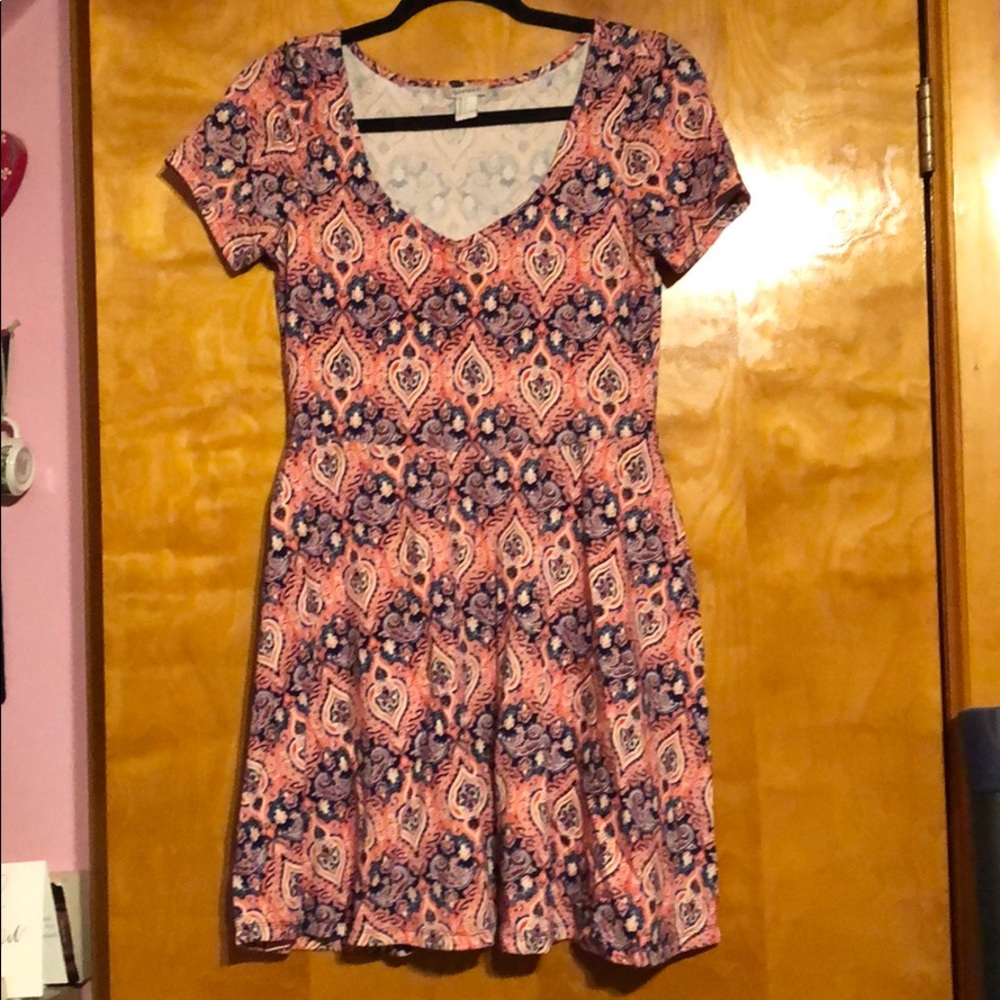 forever 21 paisley dress short sleeve size L